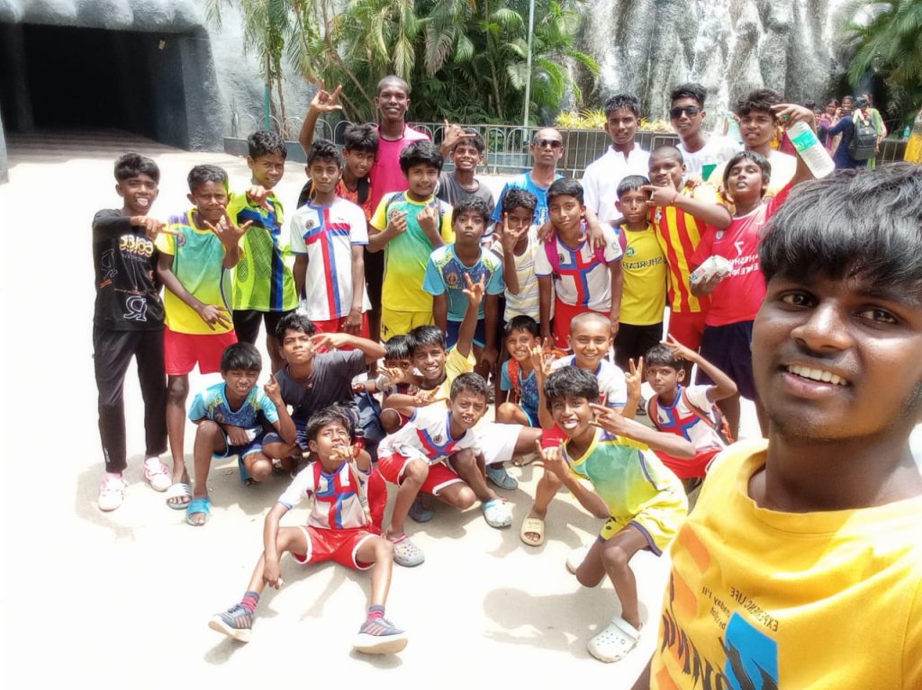 SIRUKALATHUR GALATIPET FC  GRASSROOTS PICNIC TO VANDALUR ZOO